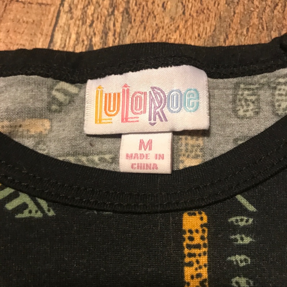 LulaRoe Randy Baseball Tee NWOT - Picture 5 of 5